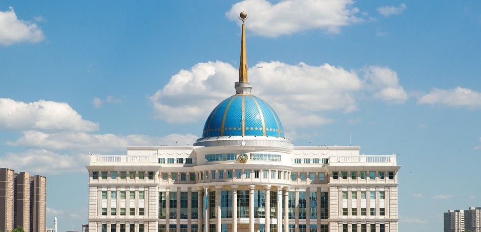 Нурсултан Назарбаев присудил госстипендию 75 деятелям культуры