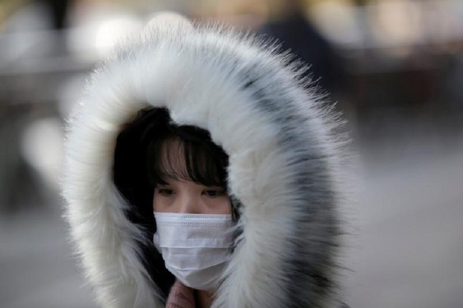 Число больных "уханьской" пневмонией в Китае превысило 800 человек  