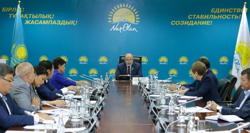 Комитет партийного контроля рекомендовал наказать заместителя акима Актюбинской области  