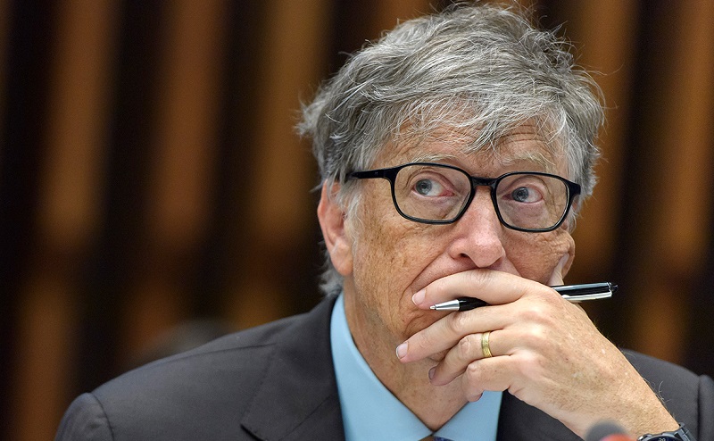 Билл Гейтс потерял второе место в рейтинге богатейших людей 