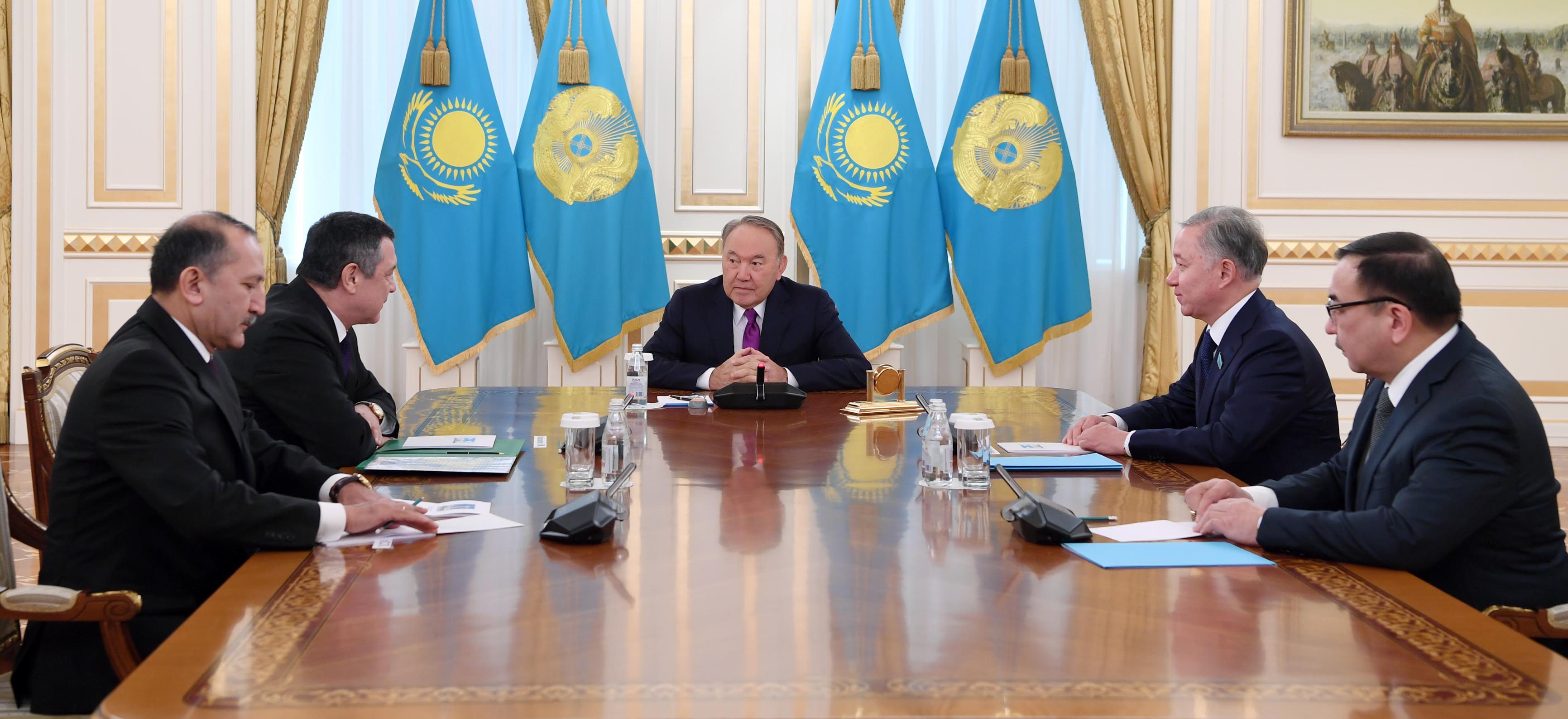 Нурсултан Назарбаев встретился со спикером Олий Мажлиса Узбекистана 