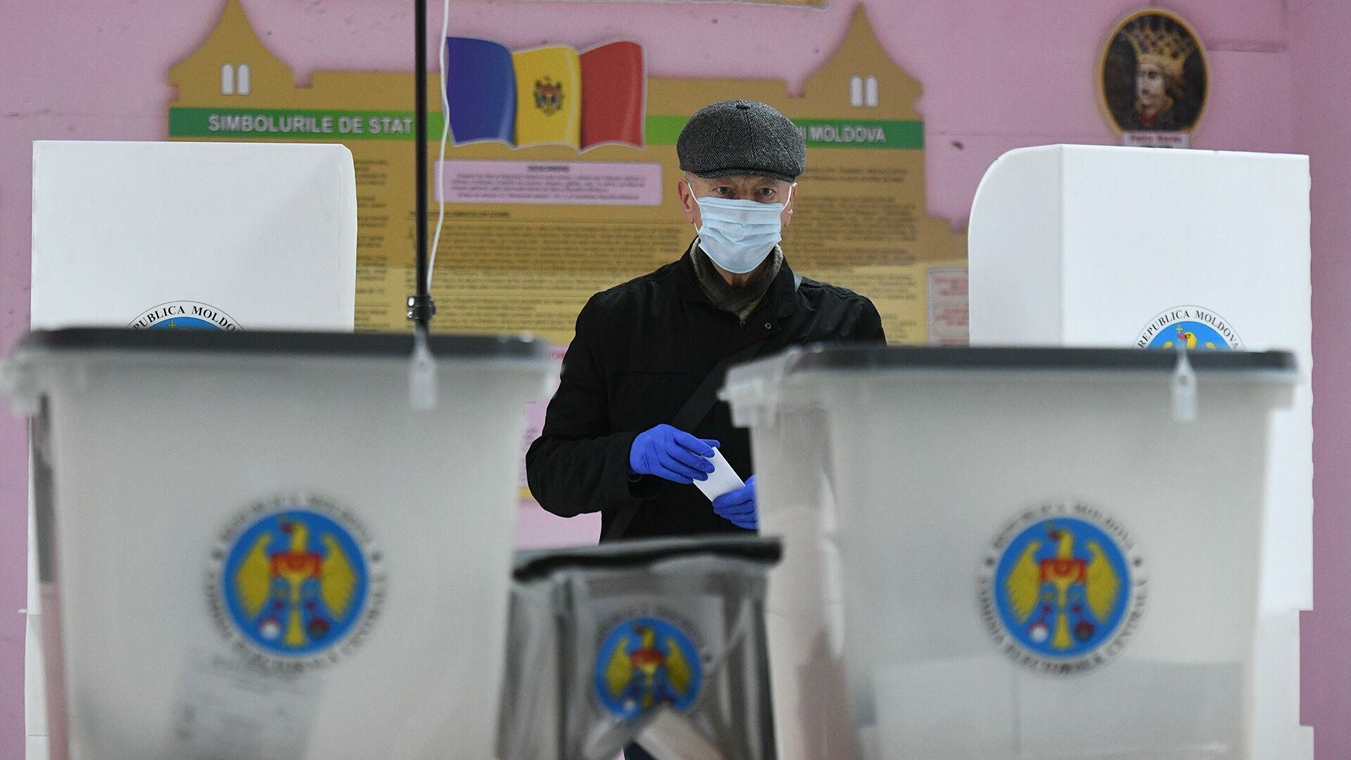 Молдавская полиция сообщила о 43 обращениях о нарушениях на выборах президента