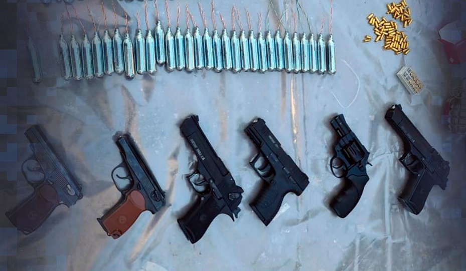 В Казахстане призвали ускориться с поправками о незаконном обороте оружия  