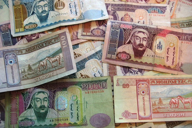 С начала 2020 года обменный курс тугрика к доллару упал на 4% – ЦБ Монголии   