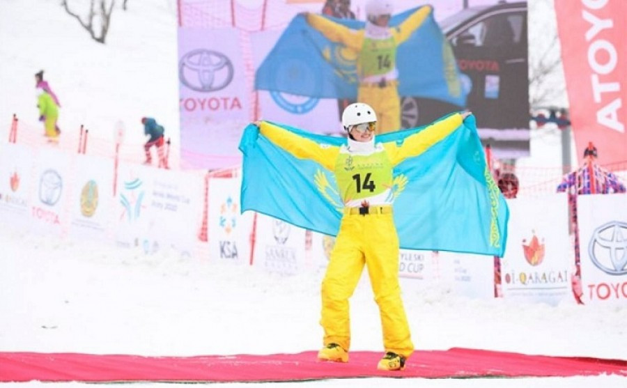 Казахстанка завоевала "серебро" этапа Кубка мира по фристайл-акробатике 