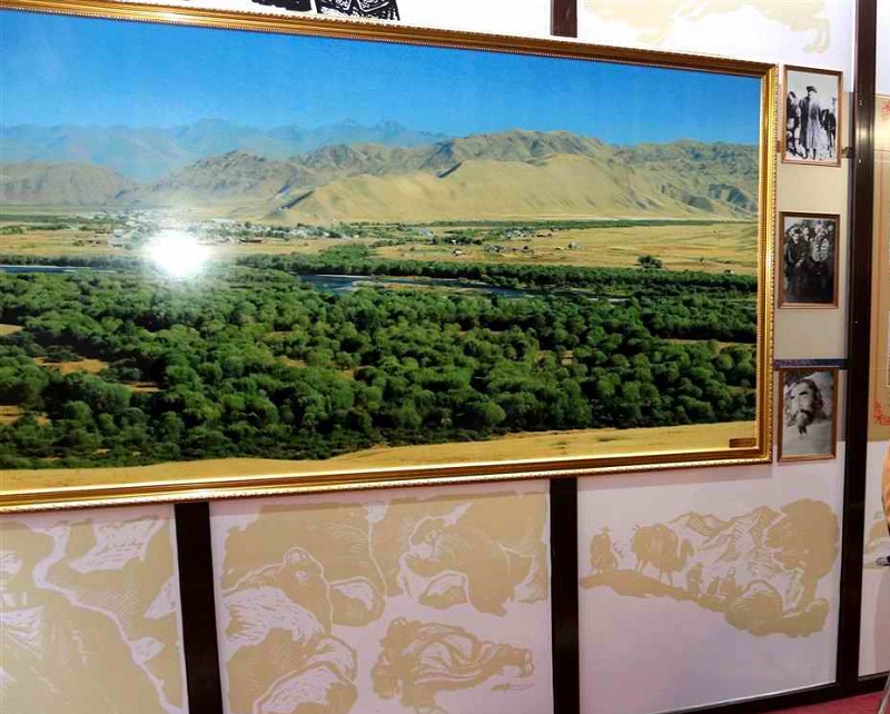 В Бишкеке открываются музеи, кафе и бассейны   