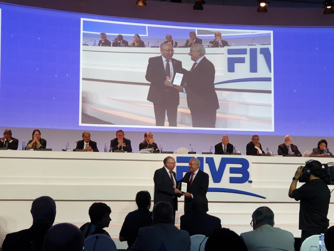 FIVB президенті Қазақстанға алғыс білдірді