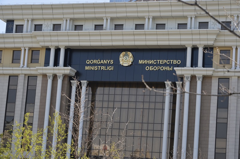 Вооруженные силы Казахстана после отмены ЧП переходят на плановый режим службы  