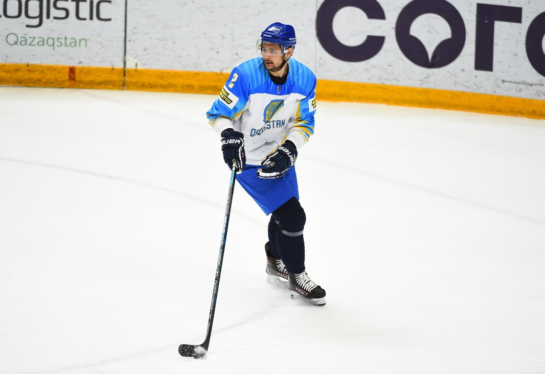 "Барыс" заключил контракт с казахстанским хоккеистом