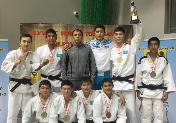 Казахстанцы по дзюдо завоевали четыре золота на турнире в Польше 