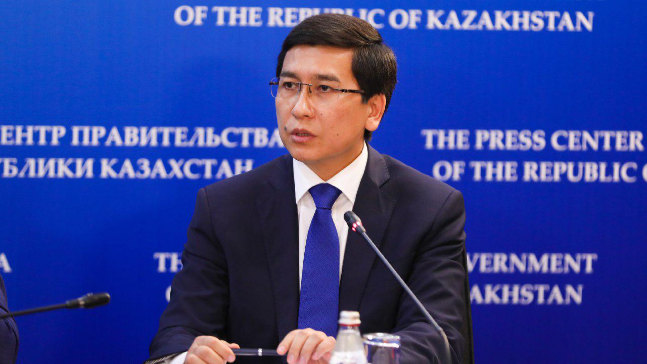 Идет подготовка к внедрению единых учебников по истории Казахстана и всемирной истории