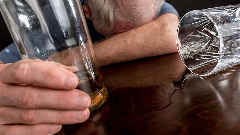 Смертность от алкоголя в Казахстане: страна на 10-м месте в рейтинге   