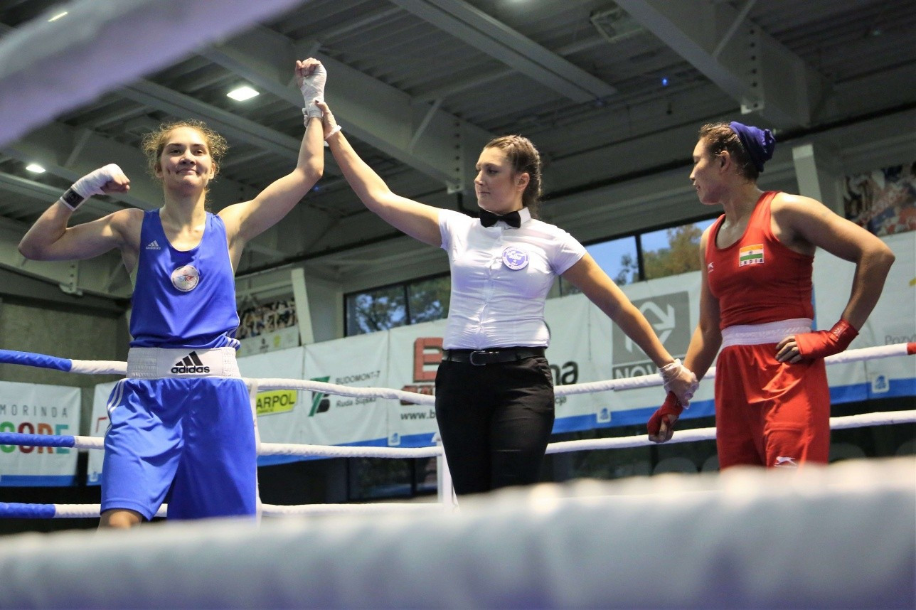 Женская команда по боксу гарантировала себе шесть медалей на турнире в Сербии