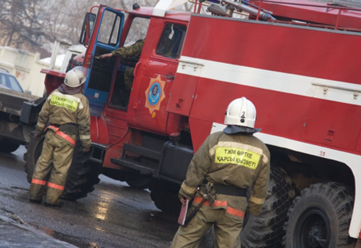 В медцентре Караганды произошел пожар  