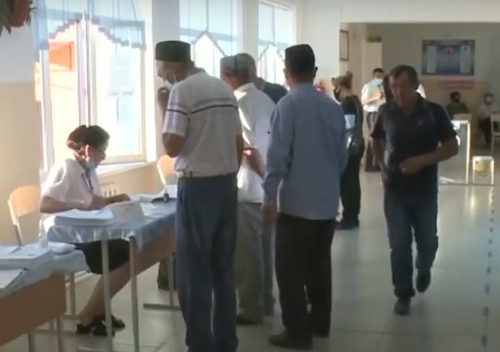 В Туркестанской области проголосовали более 64% избирателей