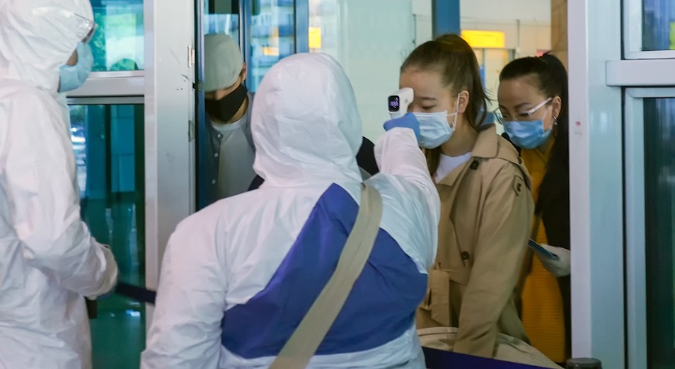Алматы в сложном положении: жесткие ограничения инфекцию не сдерживают 