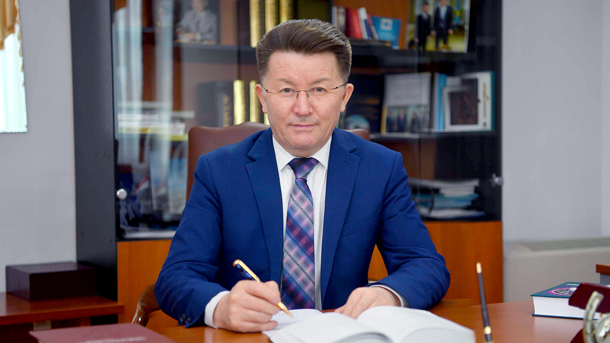 Адилбек Кабаев назначен председателем комитета языковой политики министерства культуры и спорта РК