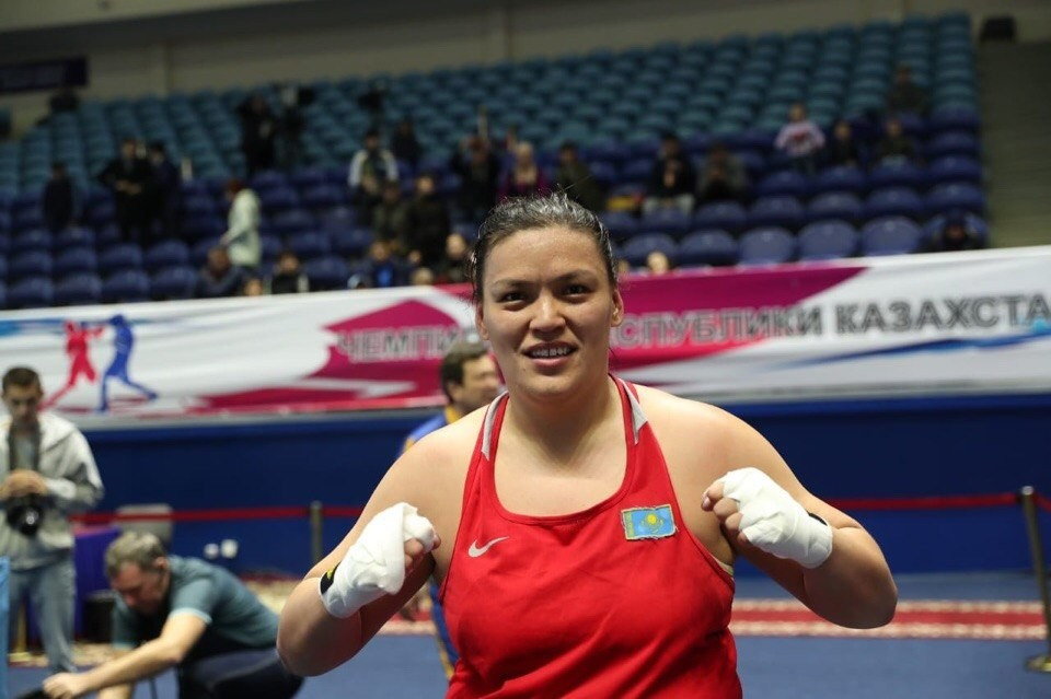 Представительницы команды Казахстана по боксу вышли в финал Кубка наций