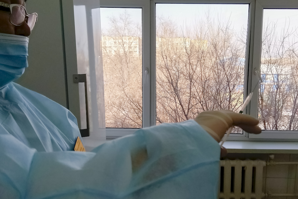 Вакцинация от коронавируса в Алматы