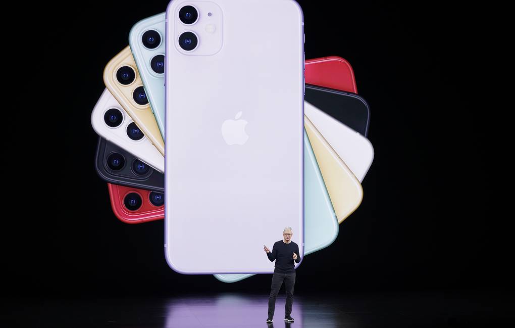 Apple планирует выпустить iPhone без разъема для зарядки в 2021 году