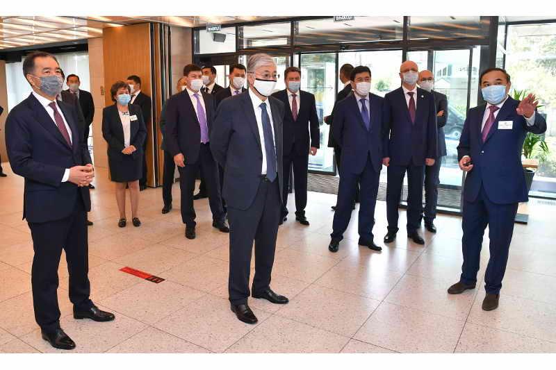 ҚР Президентіне Алматыда қашықтан оқытуды ұйымдастыру жайы баяндалды  