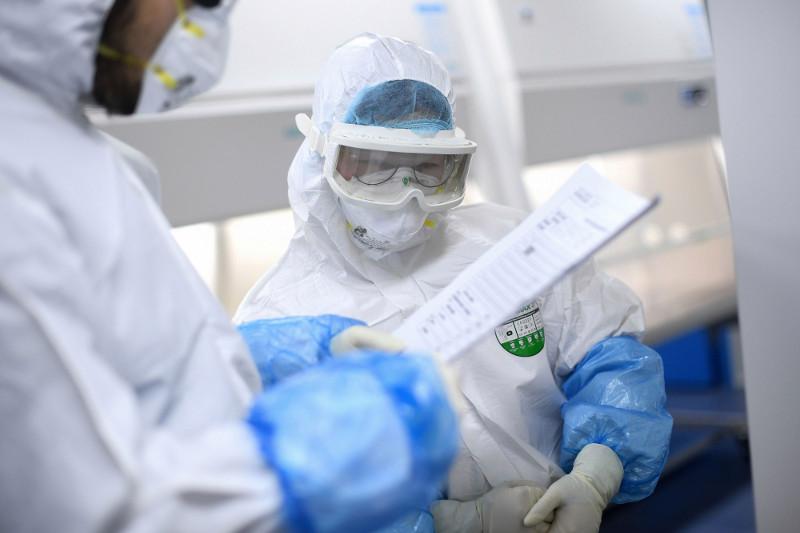 Қазақстанда тағы 28 адам коронавирус індетінен емделіп шықты  