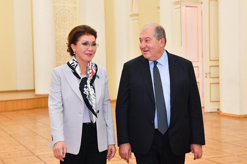 Дариға Назарбаева Арменияның Президентімен кездесті 