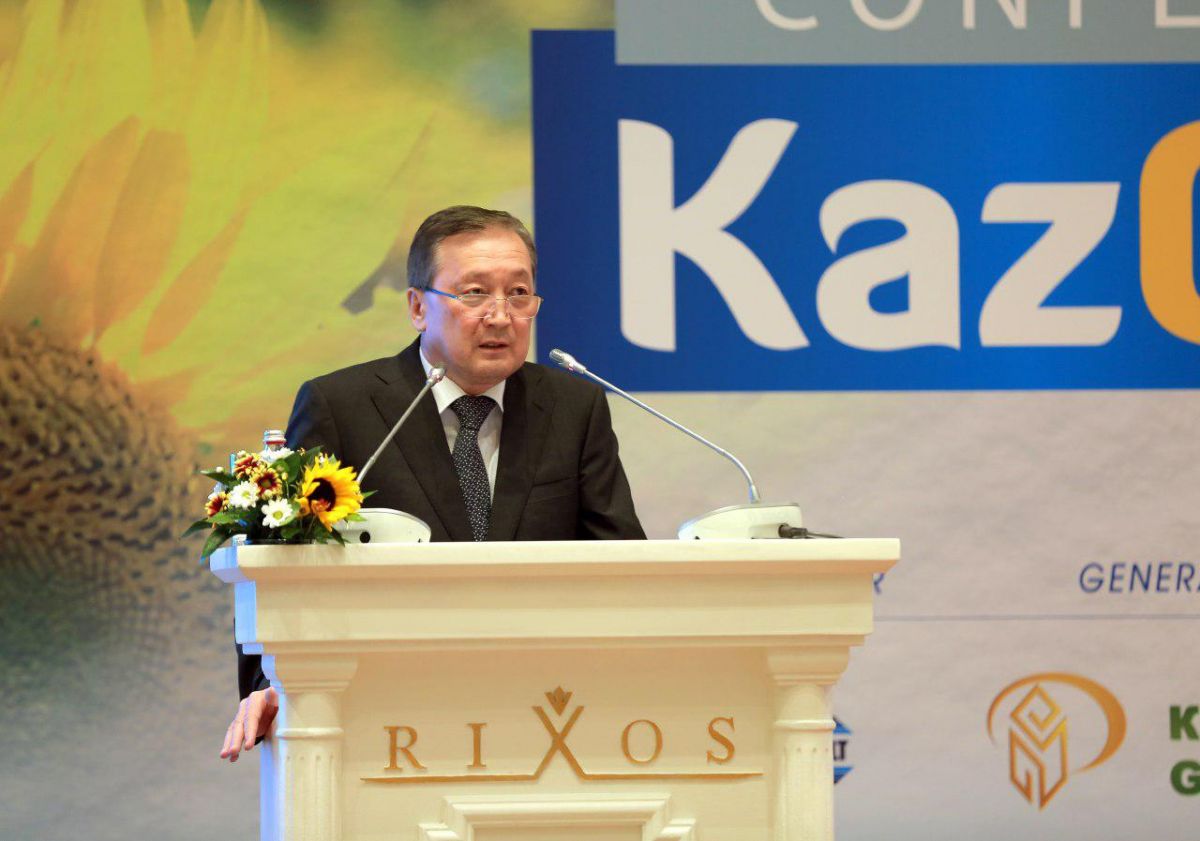 Сапархан Омаров "Kaz Oil – 2019" конференциясына қатысты 
