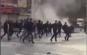 Стрельбу полиции по протестующим в Иране сняли на видео
