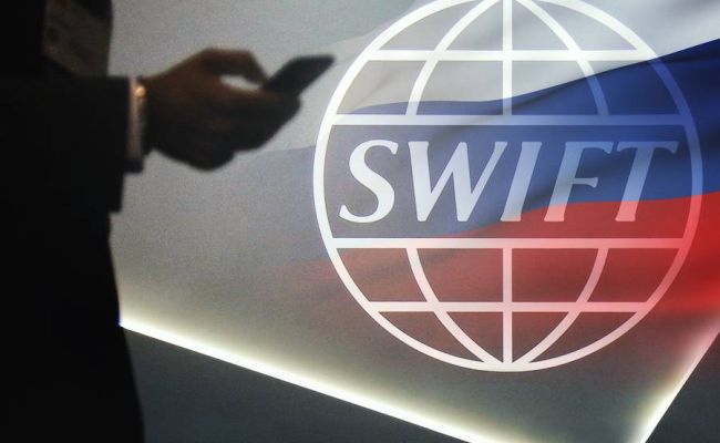В МИД РФ предупредили, чем грозит отключение от SWIFT