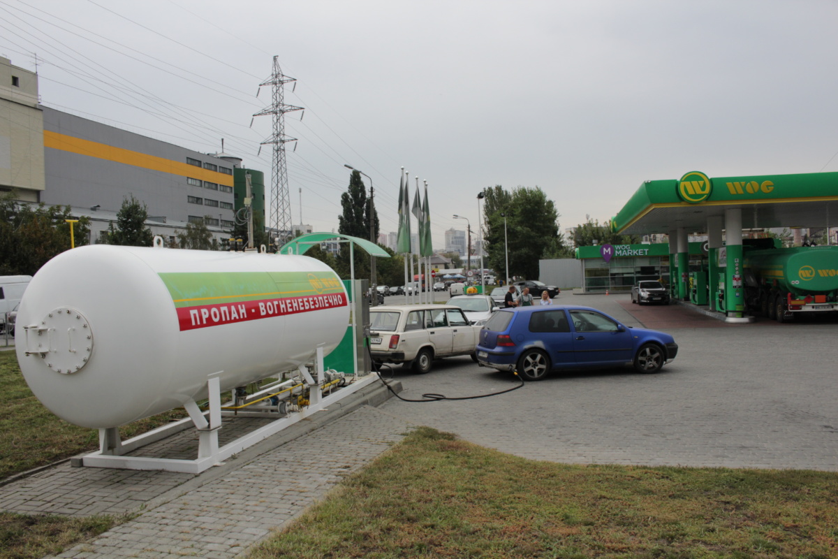 Реализаторы сжиженного газа в Актау требуют справедливого распределения топлива