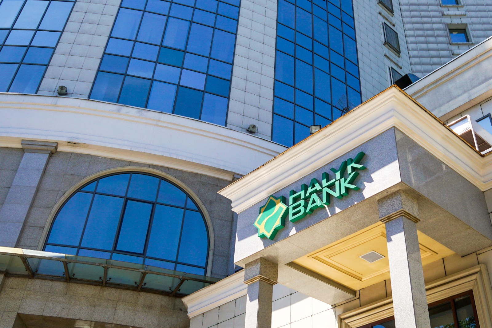 Народный банк Казахстана еще не заключил с "Астана LRT" сделку 