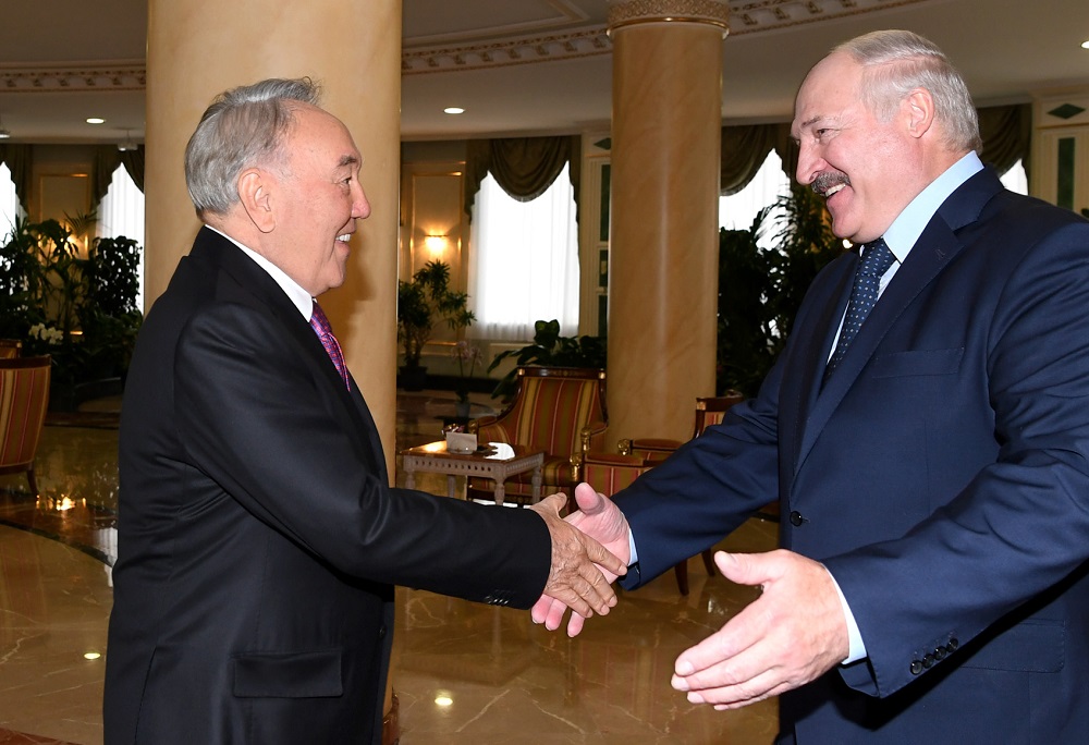 Нурсултан Назарбаев встретился с Президентом Республики Беларусь Александром Лукашенко