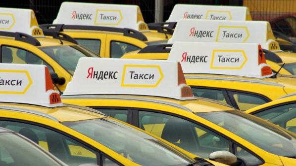 "Яндекс" попросил власти Москвы бесплатно вакцинировать таксистов без гражданства РФ