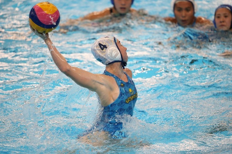 Женская команда Казахстана по водному поло будет биться за олимпийскую лицензию