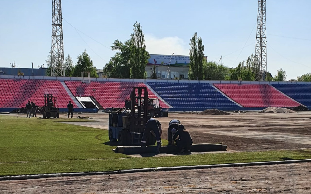 Павлодар стадионына жөндеу жұмыстары жүргізілуде