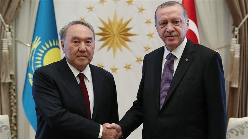 Назарбаев поздравил Эрдогана с днем рождения