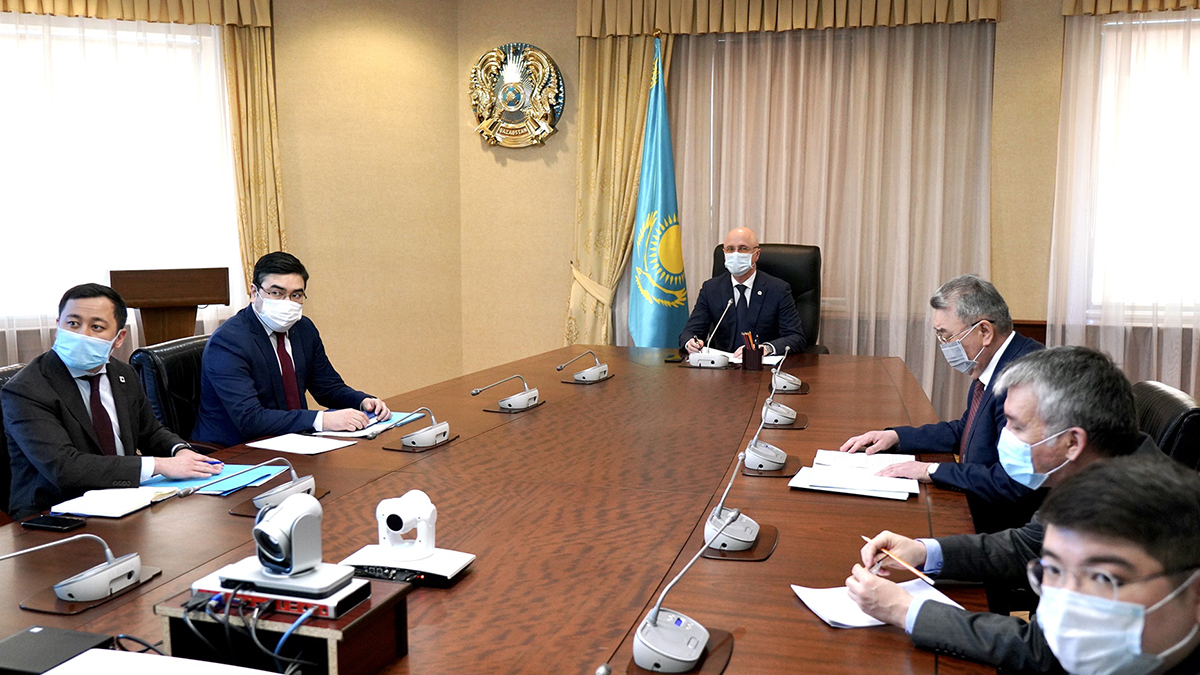 Казахстан может развивать взаимодействие с ЕС путем расширения ж/д инфраструктуры