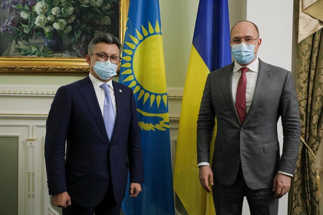 Казахстан готов поставить Украине QazVac в качестве гуманитарной помощи 