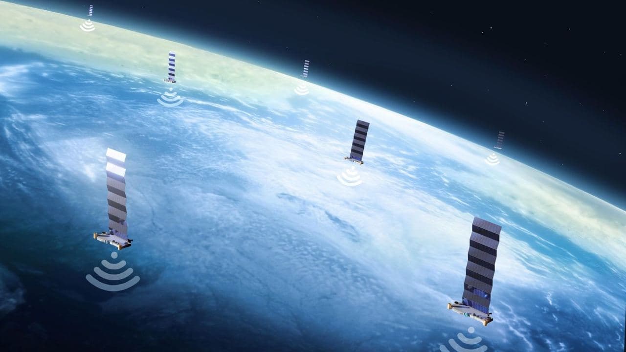 Маск Ұлыбританияда спутниктік байланыс станциясын салмақ 