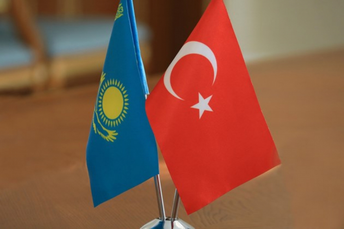 Казахстан ратифицировал соглашение с Турцией о военном сотрудничестве