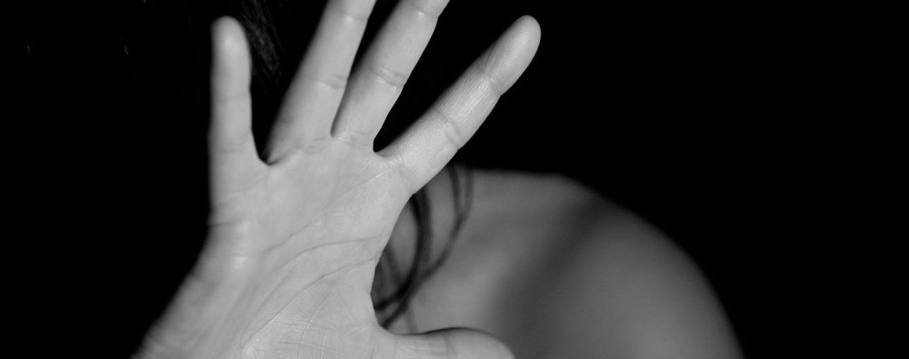 Пятерых полицейских наказали после изнасилования школьницы в Таразе