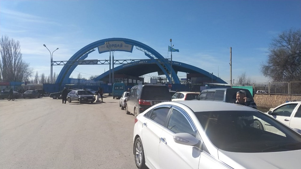 КПП на казахстанско-киргизской границе работают в штатном режиме