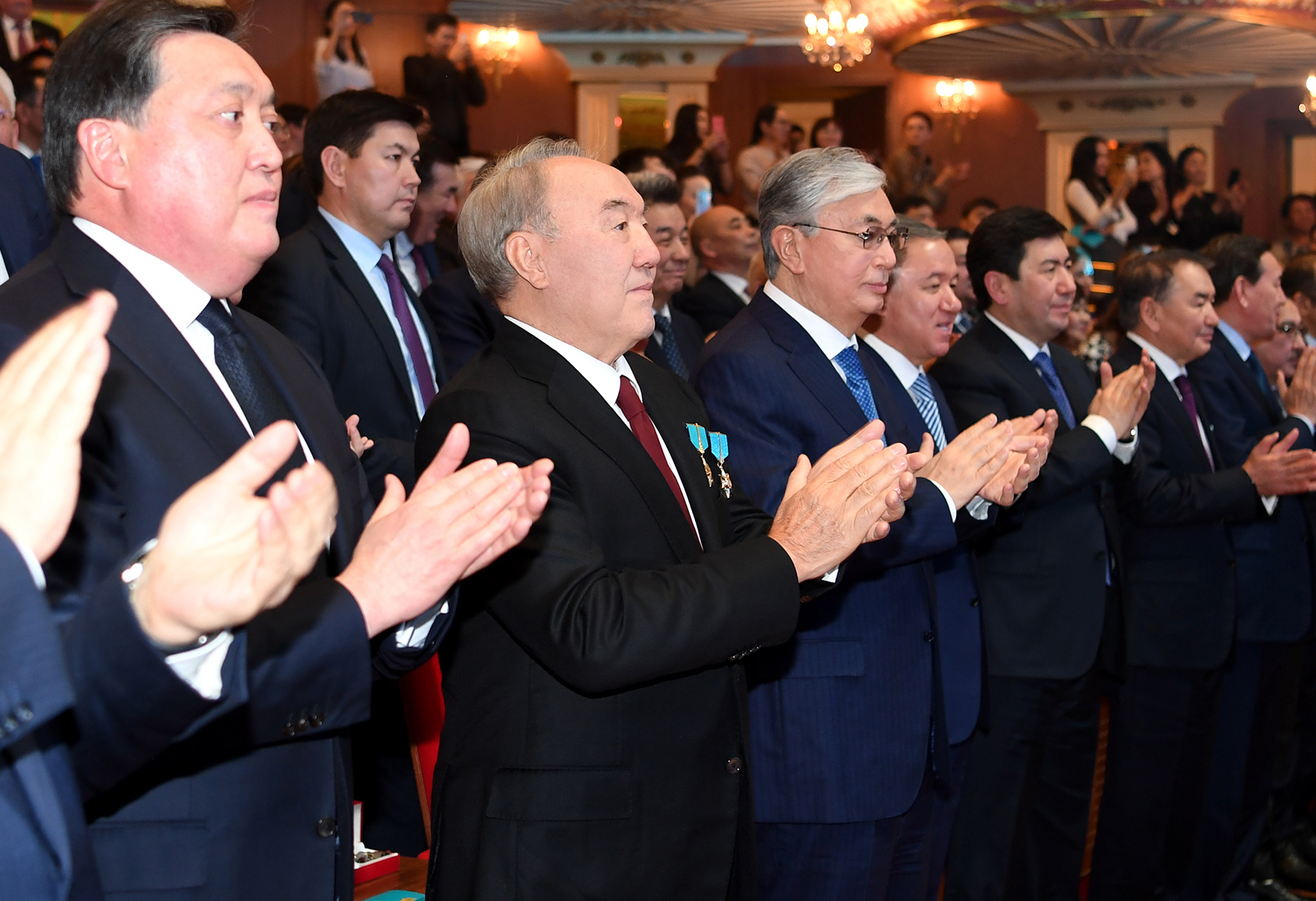 Нұрсұлтан Назарбаев Тәуелсіздік күніне арналған мерекелік концертке қатысты 
