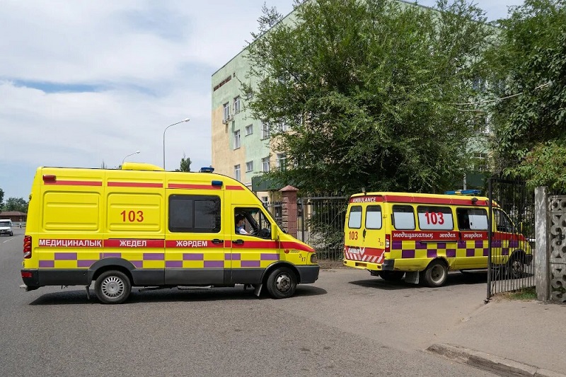 Трое человек из одной семьи скончались при пожаре в Таразе