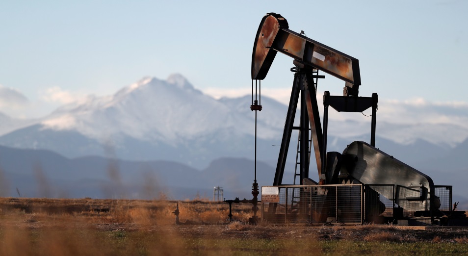 Нефть прибавила 5% после новостей о сделке ОПЕК+, но тенге этого не замечает