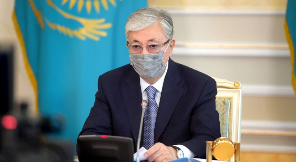 Президент принял отставку министра обороны Нурлана Ермекбаева