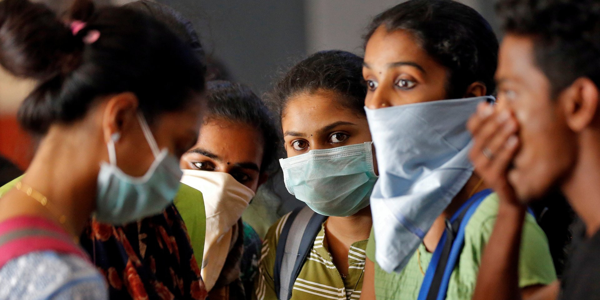 Индия приостановила вакцинацию от коронавируса