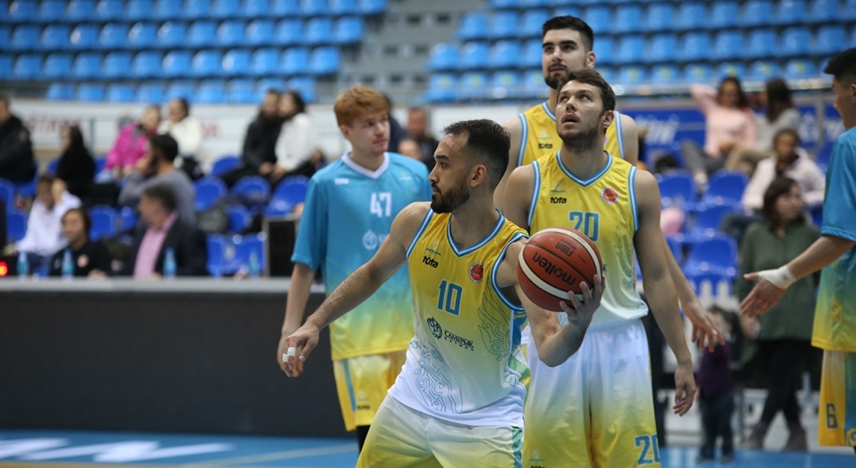 «Астана» вышла в финал баскетбольного Кубка Раймундо Саргуно