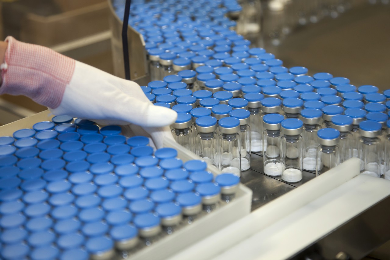 ЕС рассчитывает произвести к середине июля 420 млн доз вакцин от коронавируса